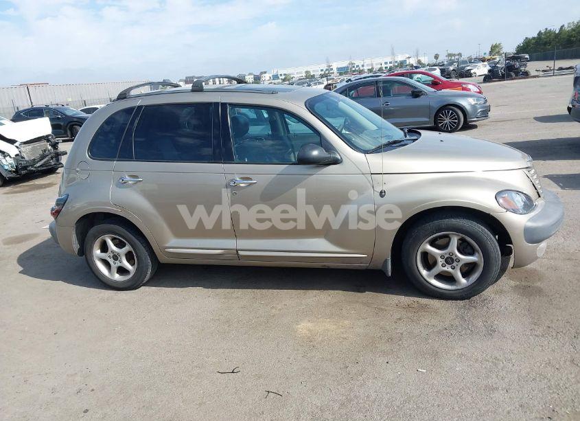 Photo 13 of 2002 Chrysler Pt CRUISER LIMITED (VIN 3C8FY68B52T339014)