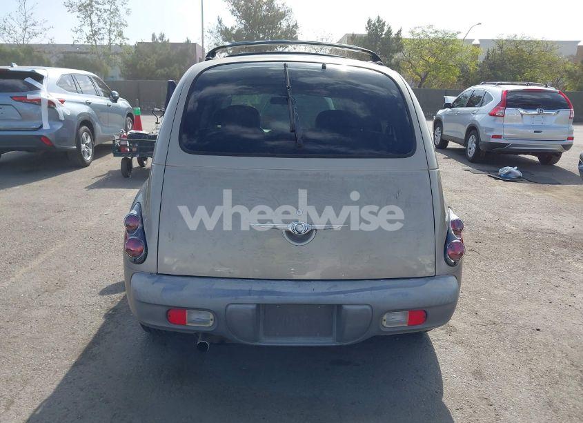 Photo 16 of 2002 Chrysler Pt CRUISER LIMITED (VIN 3C8FY68B52T339014)