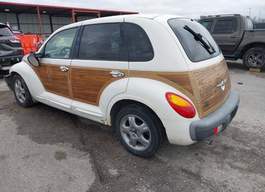 Photo 3 of 2002 Chrysler Pt CRUISER LIMITED (VIN 3C8FY68B82T296711)