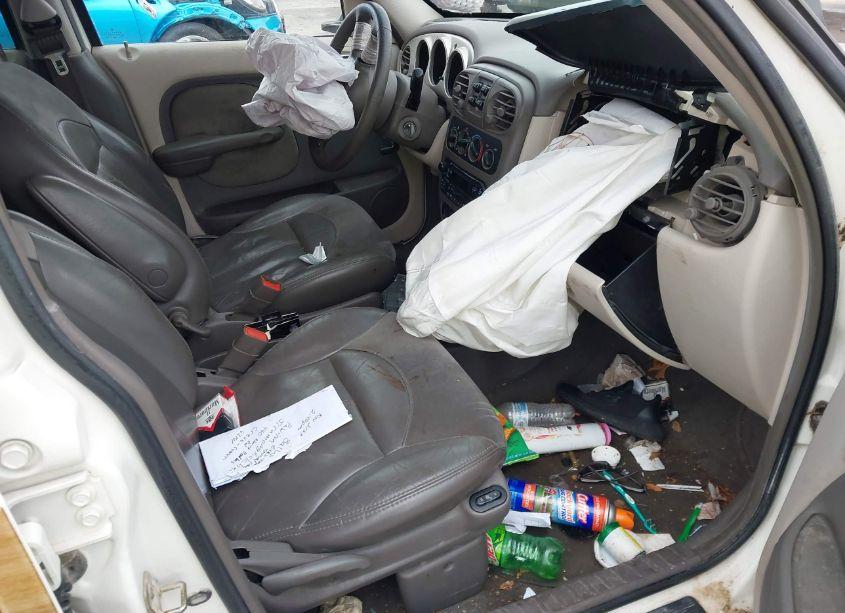 Photo 5 of 2002 Chrysler Pt CRUISER LIMITED (VIN 3C8FY68B82T296711)