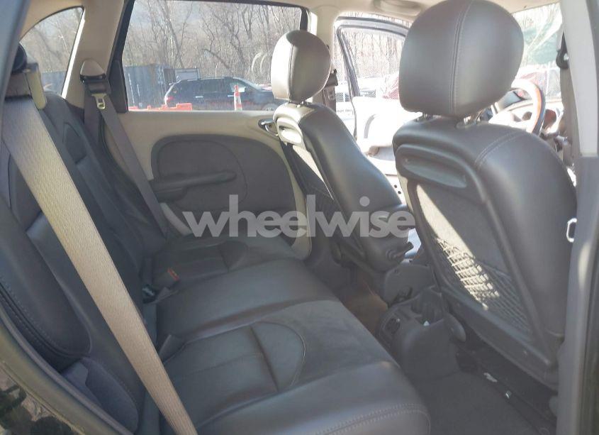 Photo 8 of 2002 Chrysler Pt CRUISER LIMITED (VIN 3C8FY68B82T317783)