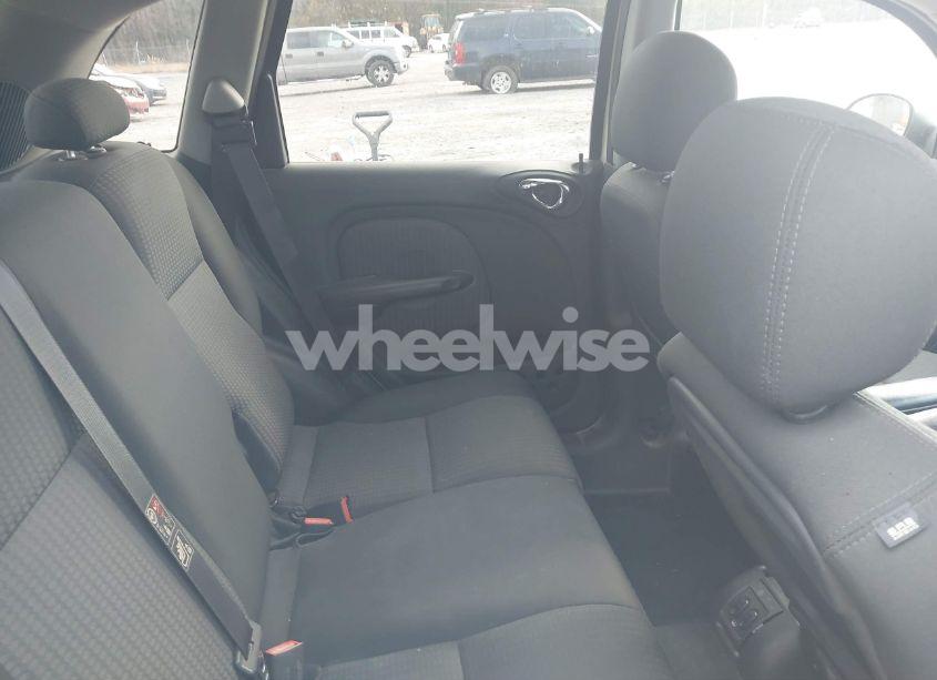 Photo 8 of 2005 Chrysler Pt CRUISER LIMITED (VIN 3C8FY68B95T505071)