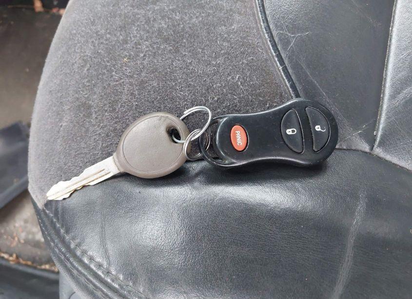 Photo 11 of 2004 Chrysler Pt CRUISER LIMITED (VIN 3C8FY68BX4T208275)