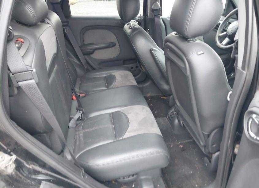 Photo 8 of 2004 Chrysler Pt CRUISER LIMITED (VIN 3C8FY68BX4T208275)