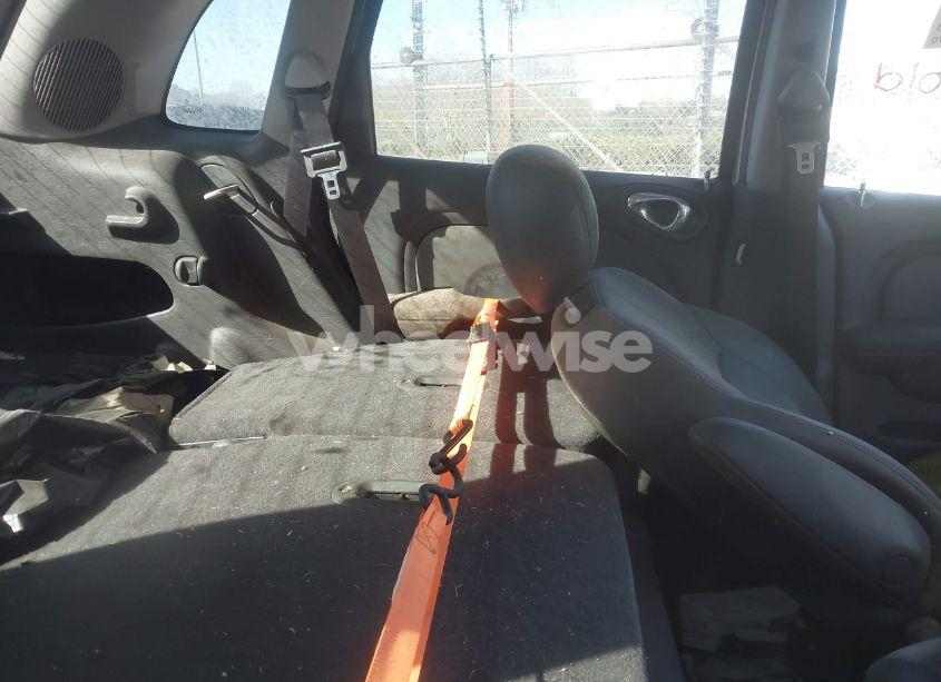 Photo 8 of 2004 Chrysler Pt CRUISER GT (VIN 3C8FY78G24T264602)