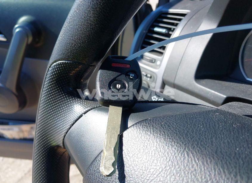 Photo 11 of 2009 Honda Cr-v LX (VIN 3CZRE38359G708143)