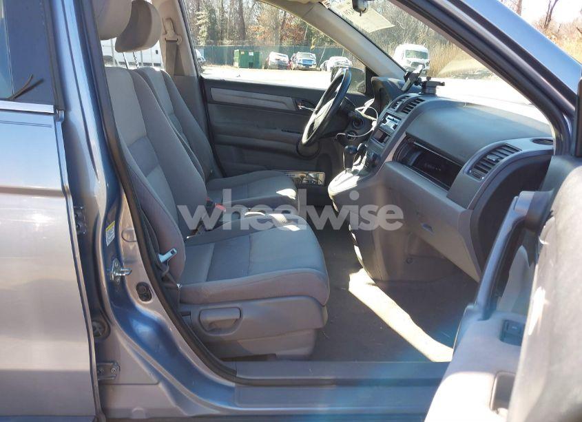 Photo 5 of 2009 Honda Cr-v LX (VIN 3CZRE38359G708143)