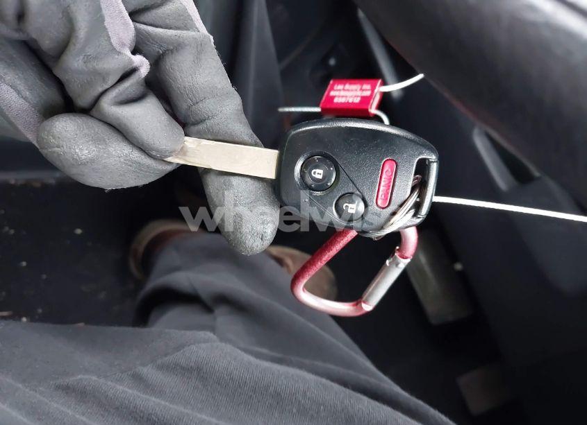 Photo 11 of 2010 Honda Cr-v LX (VIN 3CZRE3H30AG704862)