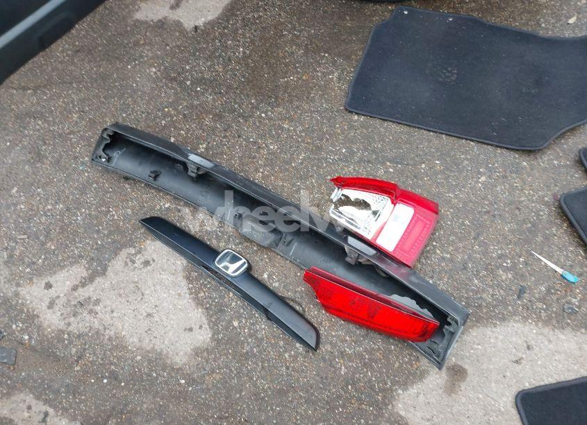 Photo 12 of 2010 Honda Cr-v LX (VIN 3CZRE3H30AG704862)