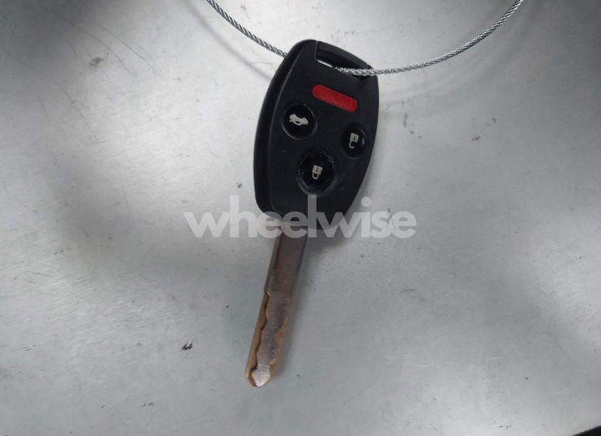 Photo 11 of 2010 Honda Cr-v LX (VIN 3CZRE3H32AG700988)