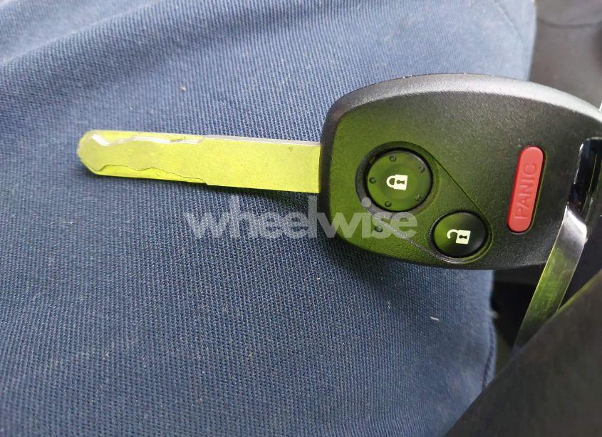 Photo 11 of 2011 Honda Cr-v LX (VIN 3CZRE3H33BG701701)