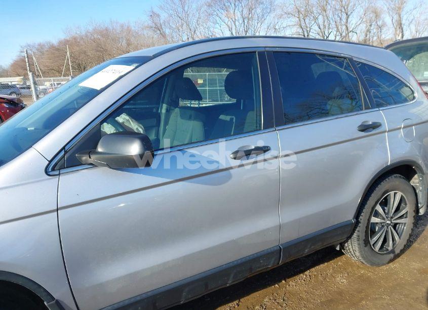 Photo 14 of 2010 Honda Cr-v LX (VIN 3CZRE3H34AG705917)
