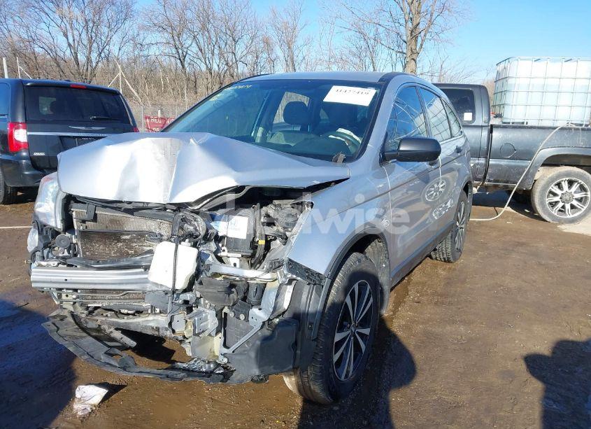 Photo 2 of 2010 Honda Cr-v LX (VIN 3CZRE3H34AG705917)