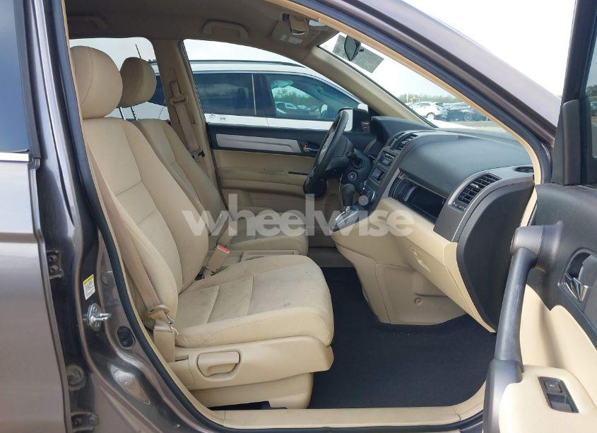 Photo 5 of 2011 Honda Cr-v LX (VIN 3CZRE3H38BG701046)