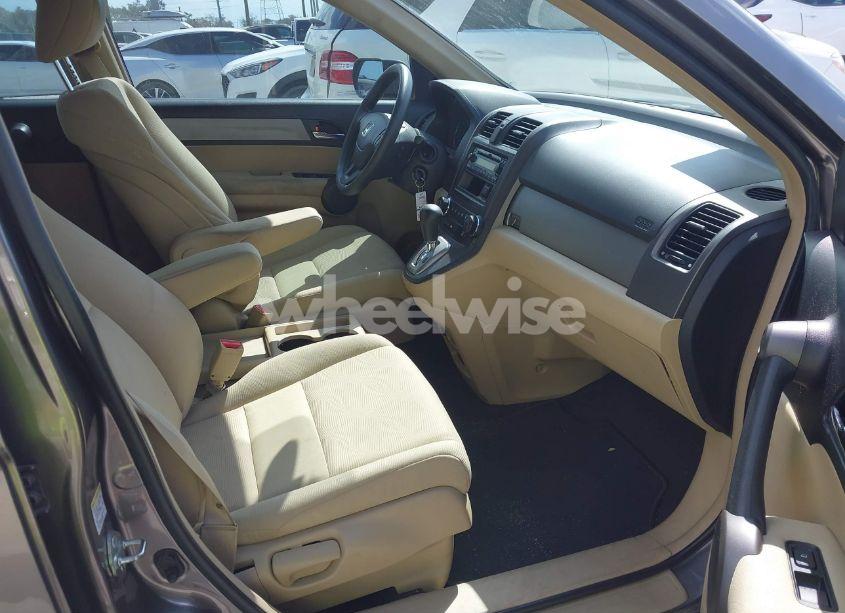 Photo 5 of 2011 Honda Cr-v LX (VIN 3CZRE3H39BG701038)