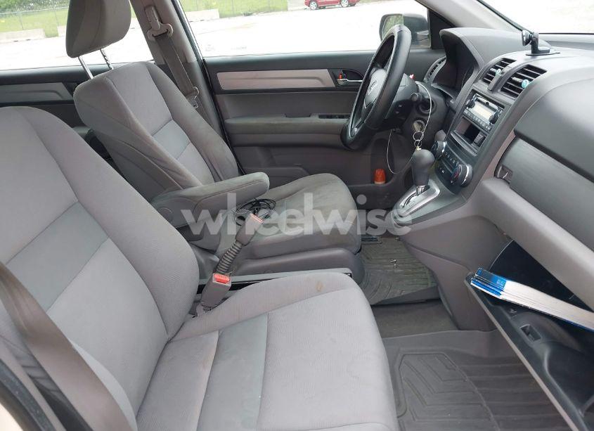 Photo 5 of 2011 Honda Cr-v LX (VIN 3CZRE3H3XBG704918)