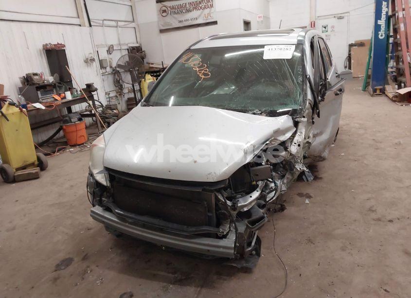 Photo 2 of 2010 Honda Cr-v EX (VIN 3CZRE4H55AG700958)