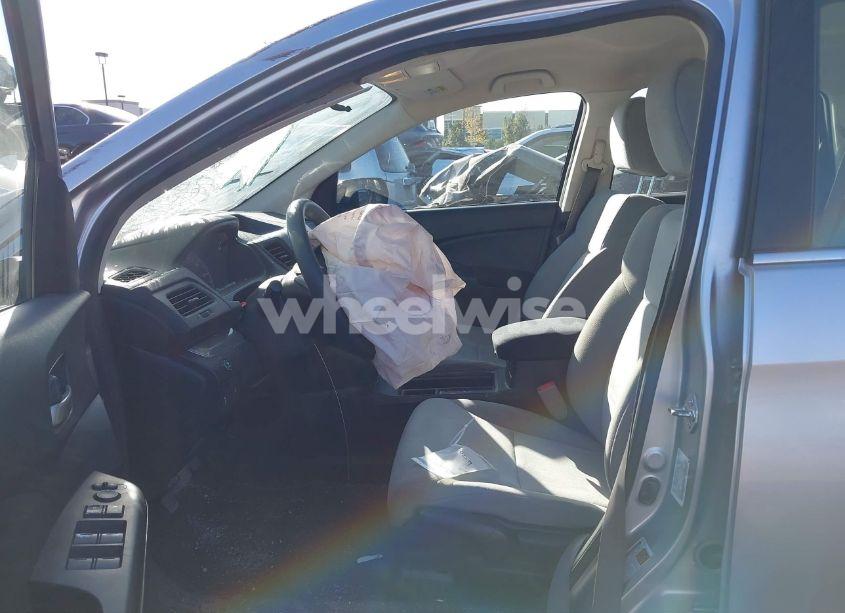 Photo 5 of 2015 Honda Cr-v LX (VIN 3CZRM3H30FG704256)