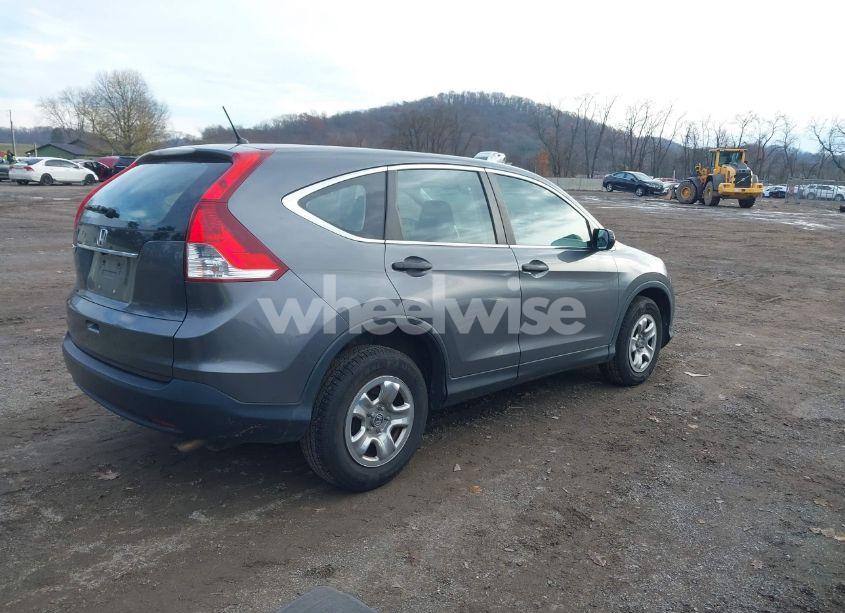 Photo 4 of 2013 Honda Cr-v LX (VIN 3CZRM3H31DG702223)