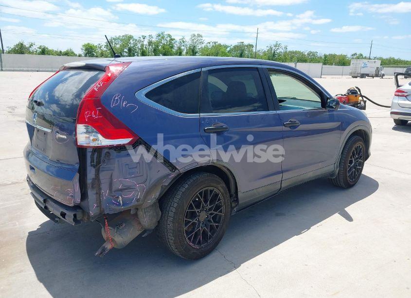 Photo 4 of 2013 Honda Cr-v LX (VIN 3CZRM3H31DG711827)
