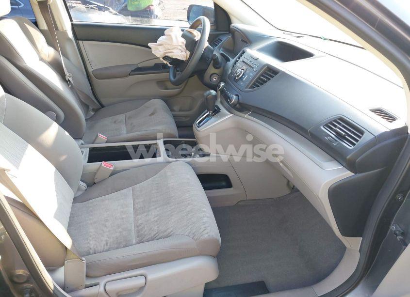 Photo 5 of 2014 Honda Cr-v LX (VIN 3CZRM3H31EG706824)