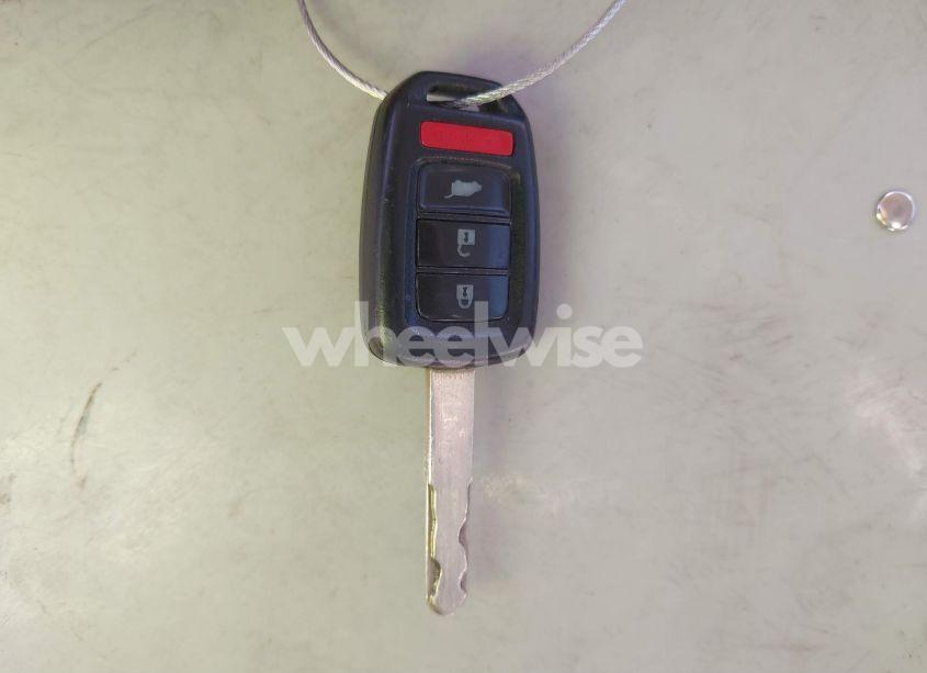 Photo 11 of 2015 Honda Cr-v LX (VIN 3CZRM3H33FG708978)