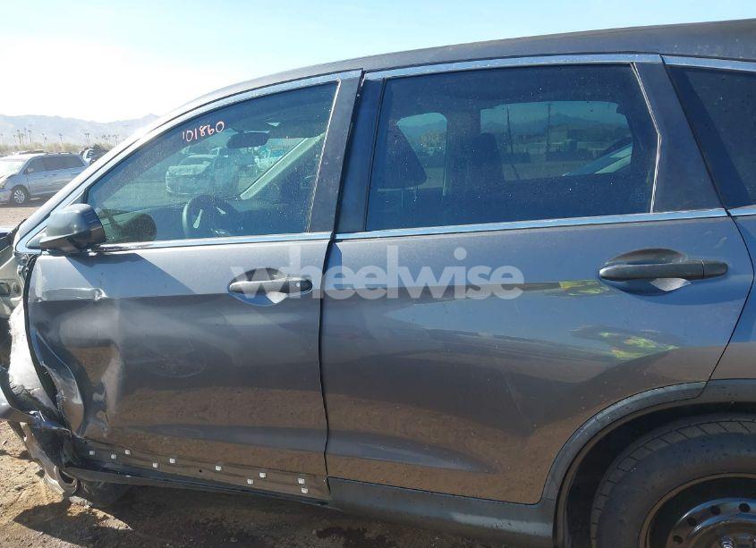 Photo 14 of 2015 Honda Cr-v LX (VIN 3CZRM3H33FG708978)