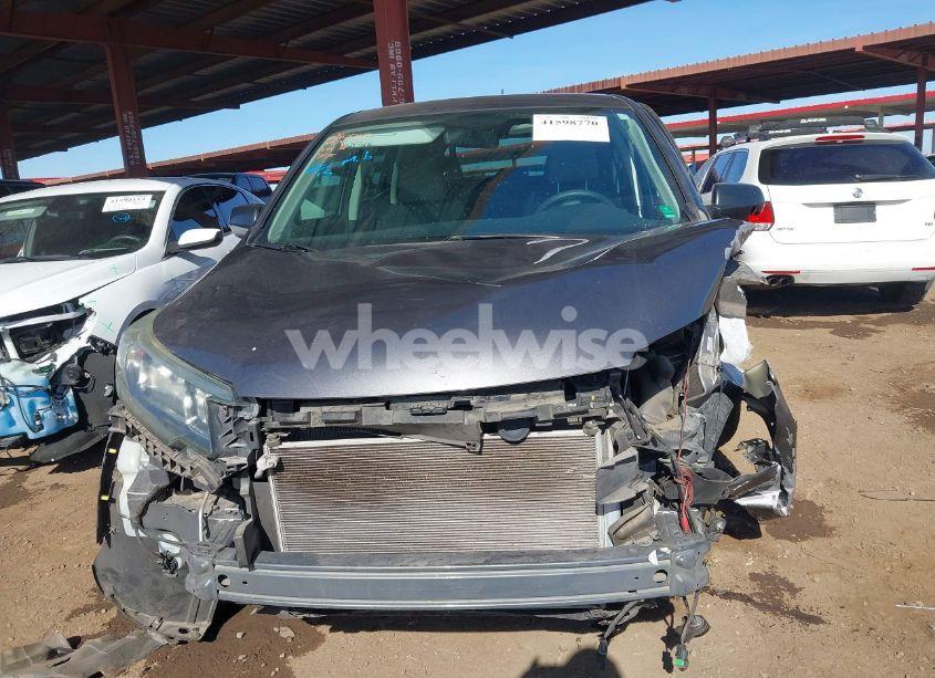 Photo 6 of 2015 Honda Cr-v LX (VIN 3CZRM3H33FG708978)