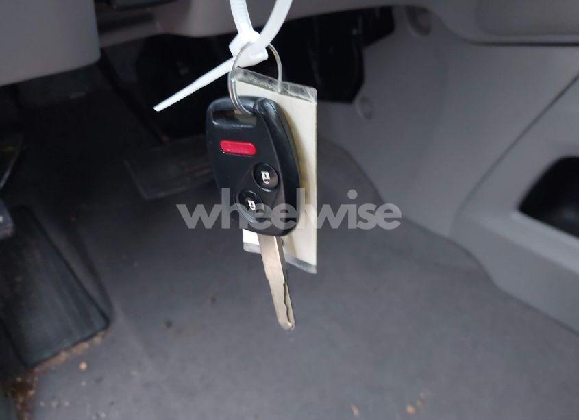 Photo 11 of 2012 Honda Cr-v LX (VIN 3CZRM3H34CG700111)