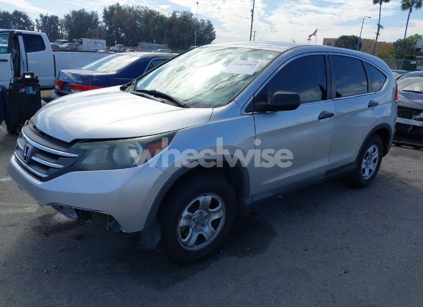 Photo 2 of 2014 Honda Cr-v LX (VIN 3CZRM3H37EG717293)