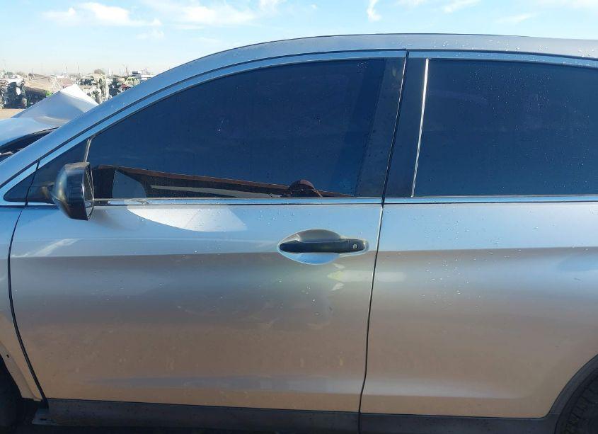 Photo 14 of 2016 Honda Cr-v LX (VIN 3CZRM3H38GG709397)