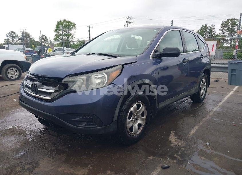 Photo 2 of 2014 Honda Cr-v LX (VIN 3CZRM3H39EG703959)