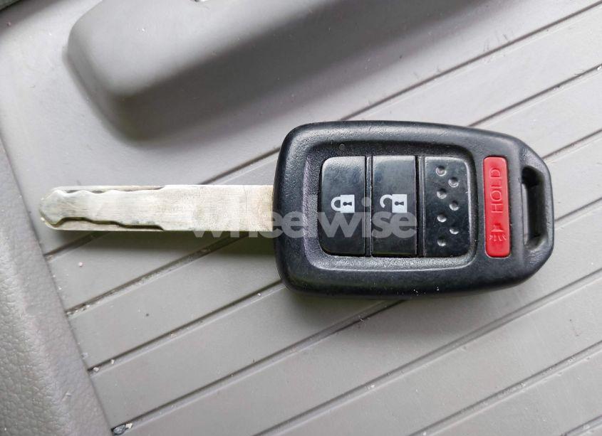 Photo 11 of 2014 Honda Cr-v LX (VIN 3CZRM3H39EG713858)