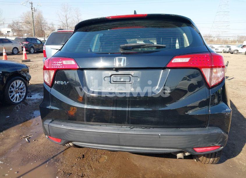 Photo 16 of 2018 Honda Hr-v LX (VIN 3CZRU5G33JM706221)