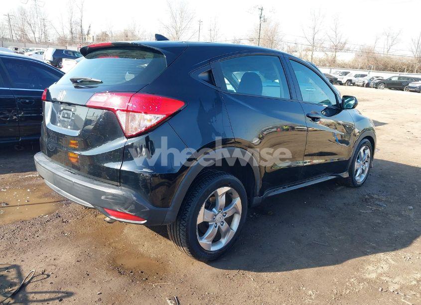 Photo 4 of 2018 Honda Hr-v LX (VIN 3CZRU5G33JM706221)