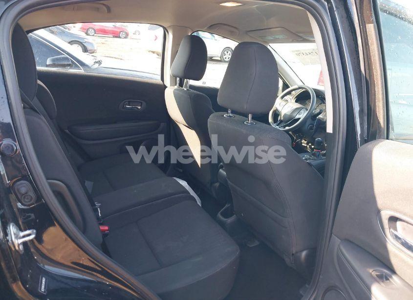 Photo 8 of 2018 Honda Hr-v LX (VIN 3CZRU5G33JM706221)