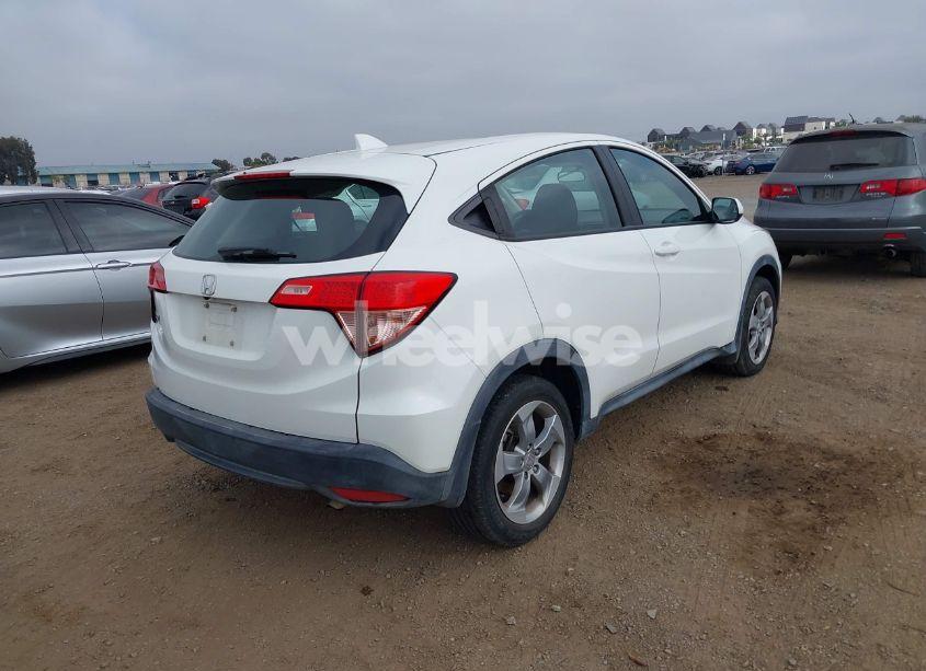 Photo 4 of 2017 Honda Hr-v LX (VIN 3CZRU5G39HM728525)