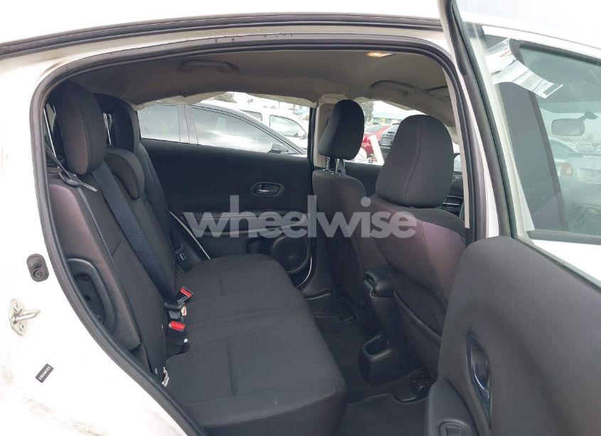 Photo 8 of 2017 Honda Hr-v LX (VIN 3CZRU5G39HM728525)