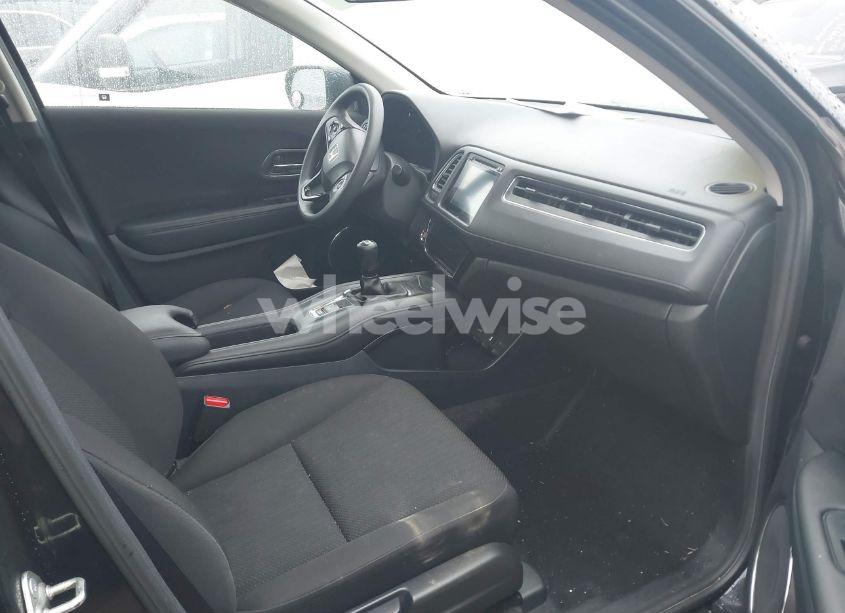 Photo 5 of 2017 Honda Hr-v EX (VIN 3CZRU5G59HM714447)