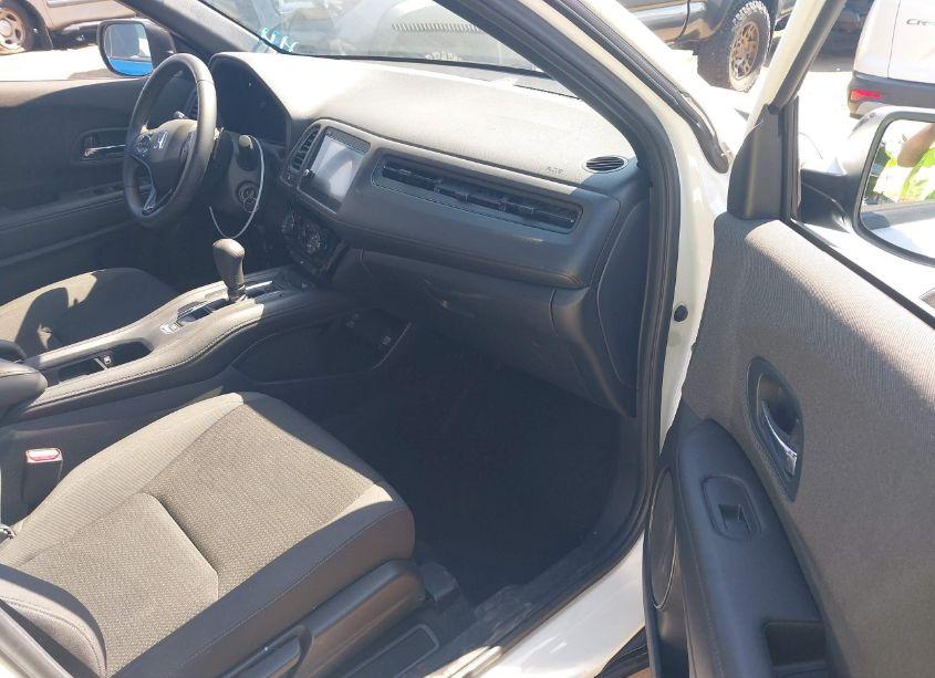 Photo 5 of 2020 Honda Hr-v 2WD SPORT (VIN 3CZRU5H10LM712977)