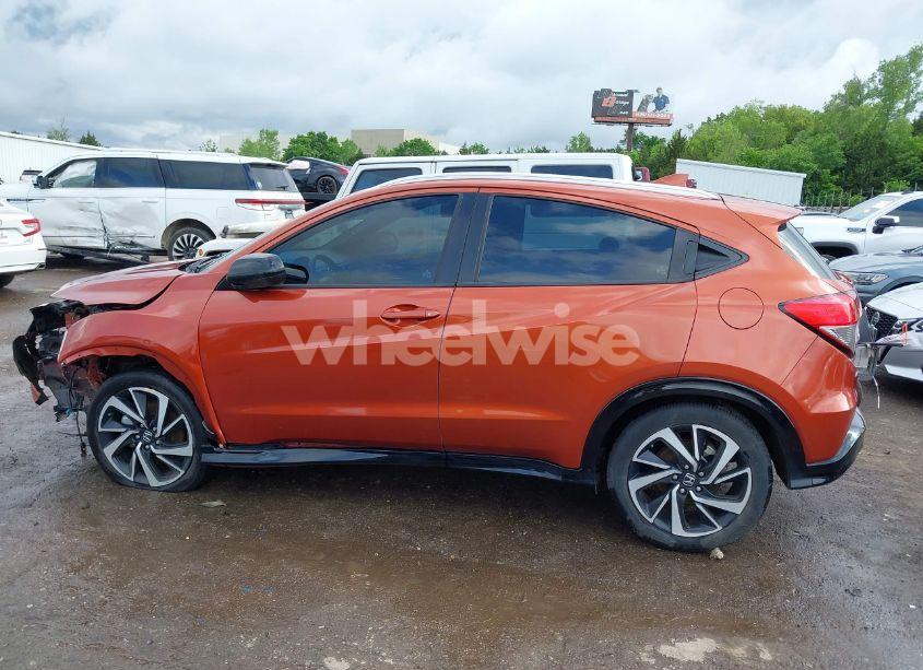 Photo 13 of 2019 Honda Hr-v SPORT (VIN 3CZRU5H11KG701757)