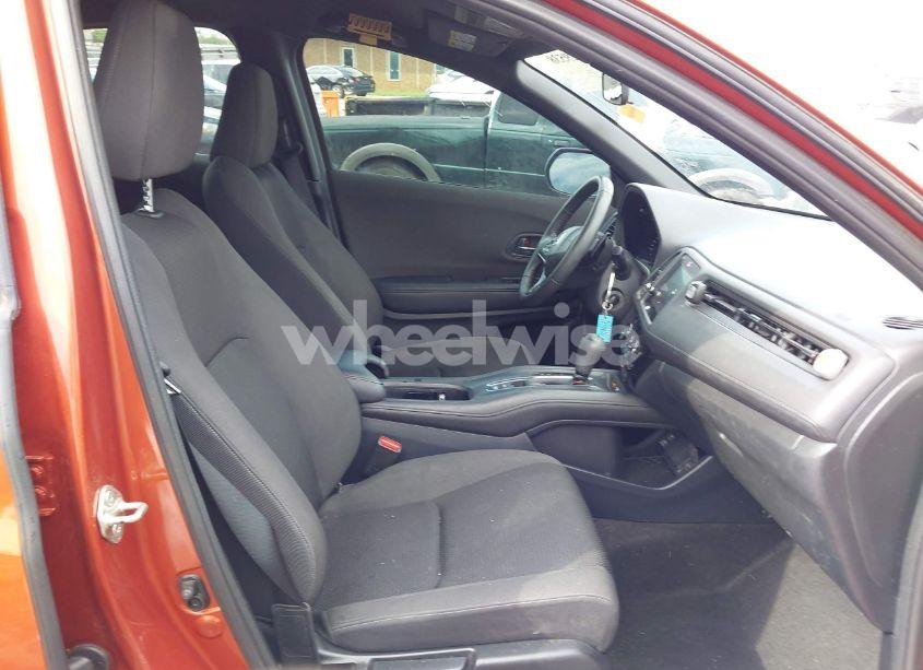 Photo 5 of 2019 Honda Hr-v SPORT (VIN 3CZRU5H11KG701757)