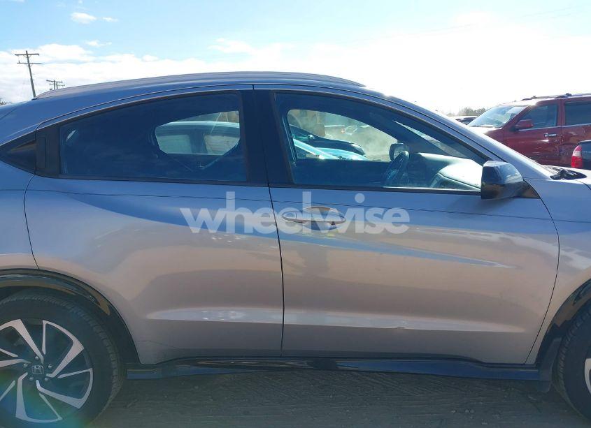 Photo 13 of 2019 Honda Hr-v SPORT (VIN 3CZRU5H11KM700724)