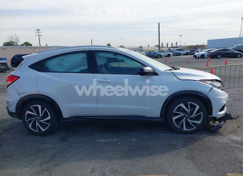 Photo 13 of 2019 Honda Hr-v SPORT (VIN 3CZRU5H12KM730251)