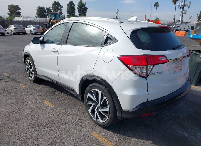Photo 3 of 2019 Honda Hr-v SPORT (VIN 3CZRU5H12KM730251)