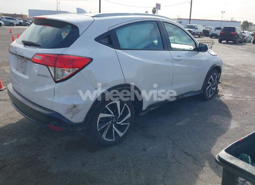 Photo 4 of 2019 Honda Hr-v SPORT (VIN 3CZRU5H12KM730251)