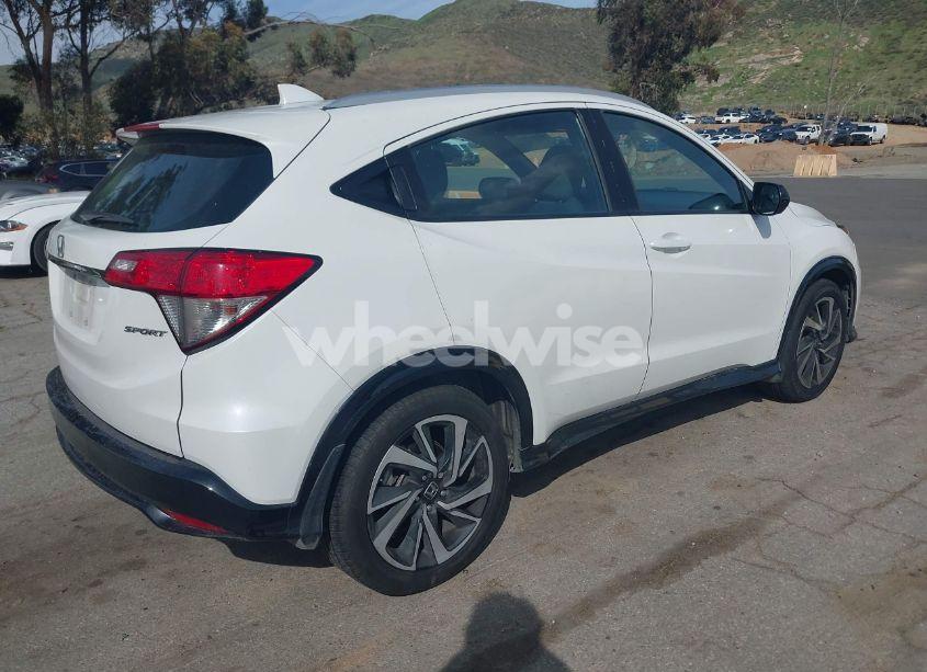 Photo 4 of 2020 Honda Hr-v 2WD SPORT (VIN 3CZRU5H12LM712897)