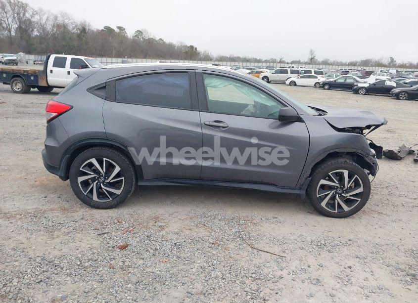 Photo 13 of 2019 Honda Hr-v SPORT (VIN 3CZRU5H13KG709181)