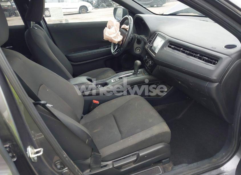 Photo 5 of 2021 Honda Hr-v 2WD SPORT (VIN 3CZRU5H13MM725398)