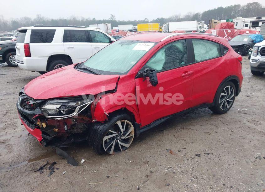 Photo 2 of 2019 Honda Hr-v SPORT (VIN 3CZRU5H14KG706578)